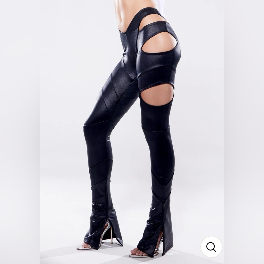 Lips Honey pants new with tags